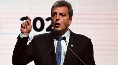 Sergio Massa: Los que quieren "cobrar acceso" a la educación "están para el psiquiatra"