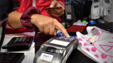 La AFIP actualizó los montos de los gastos con tarjeta a ser informados